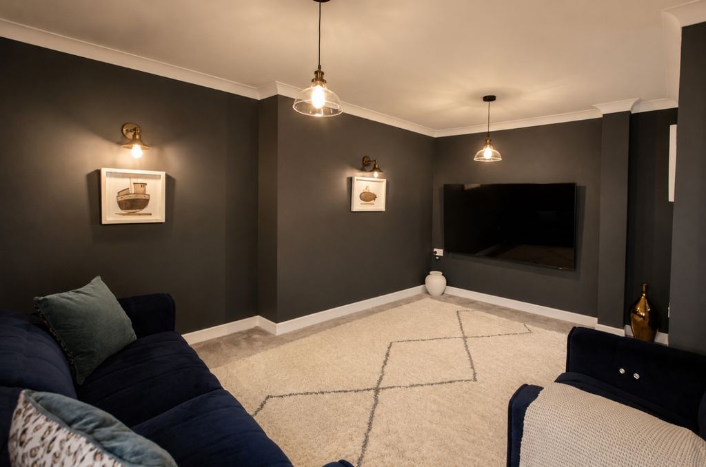 Property photo 2 of 11 Tps Bodmin 01208 74182 5