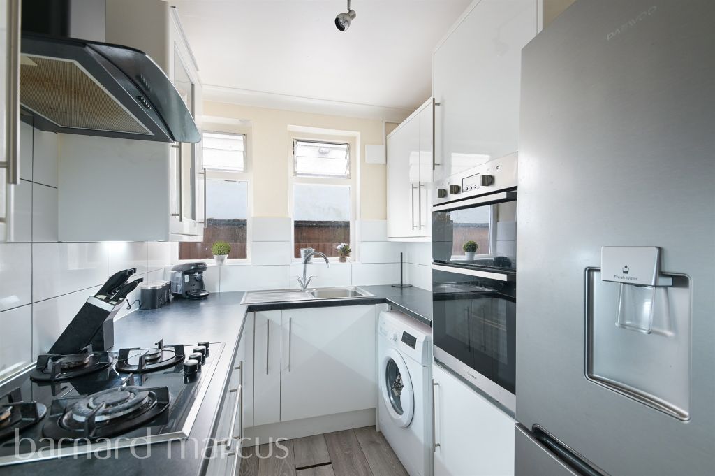 Property photo 2 of 9