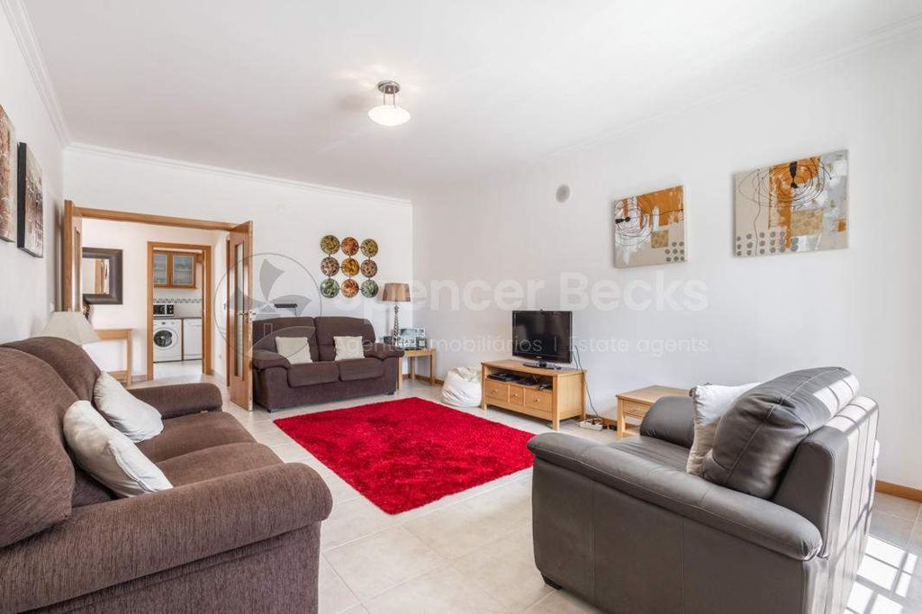 Property photo 2 of 27