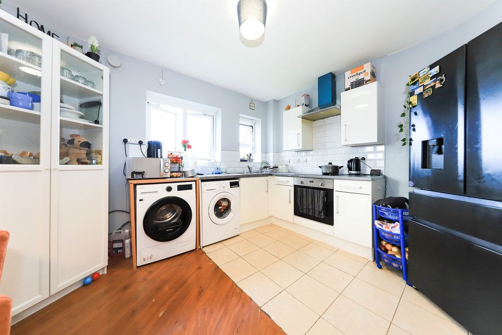 Property photo 2 of 12