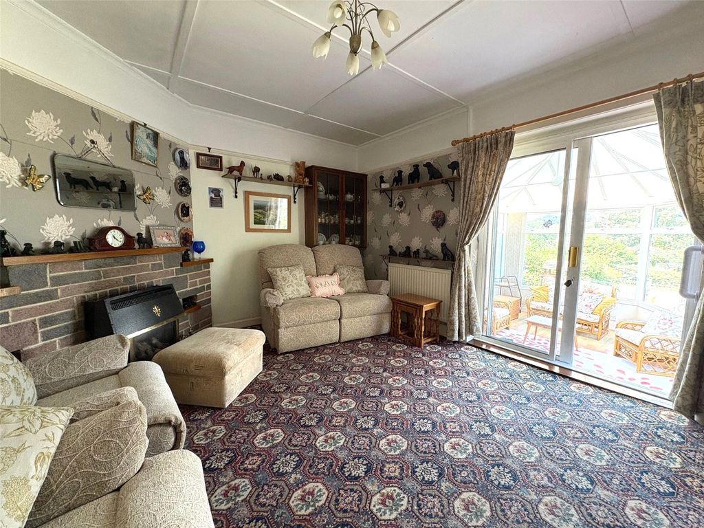 Property photo 3 of 15 Picture No. 01