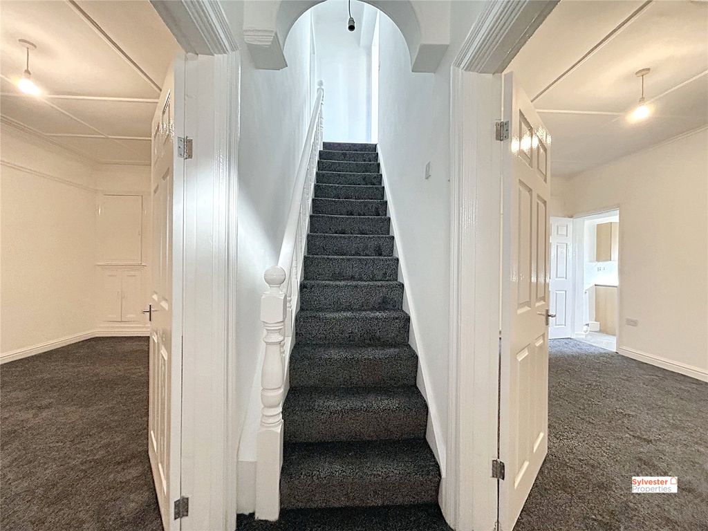 Property photo 1 of 10 Picture No. 06