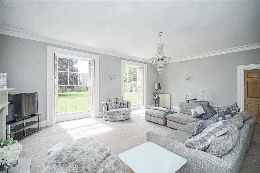 Property photo 2 of 30 Drawing Room