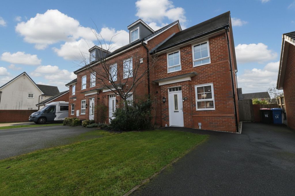 Property photo 3 of 13