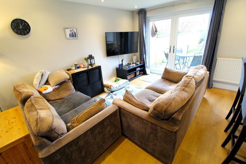 Property photo 2 of 14 Living Room