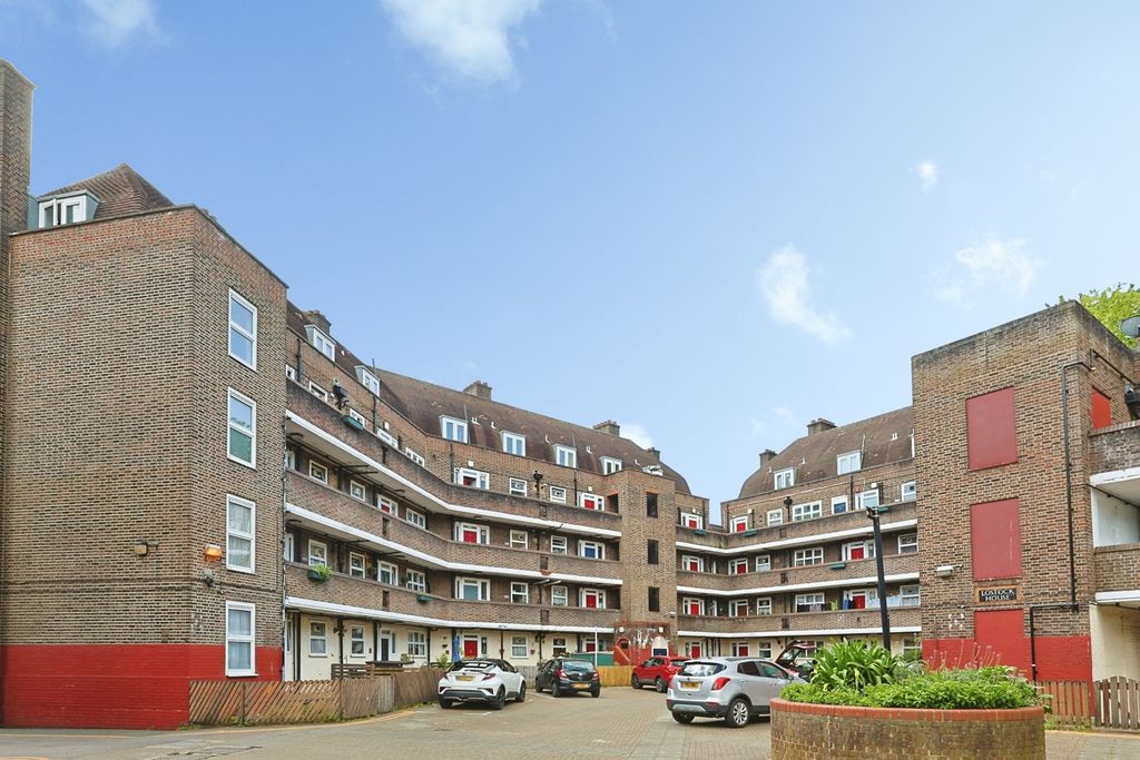 Property photo 3 of 19 Pbox-Img.Jpg