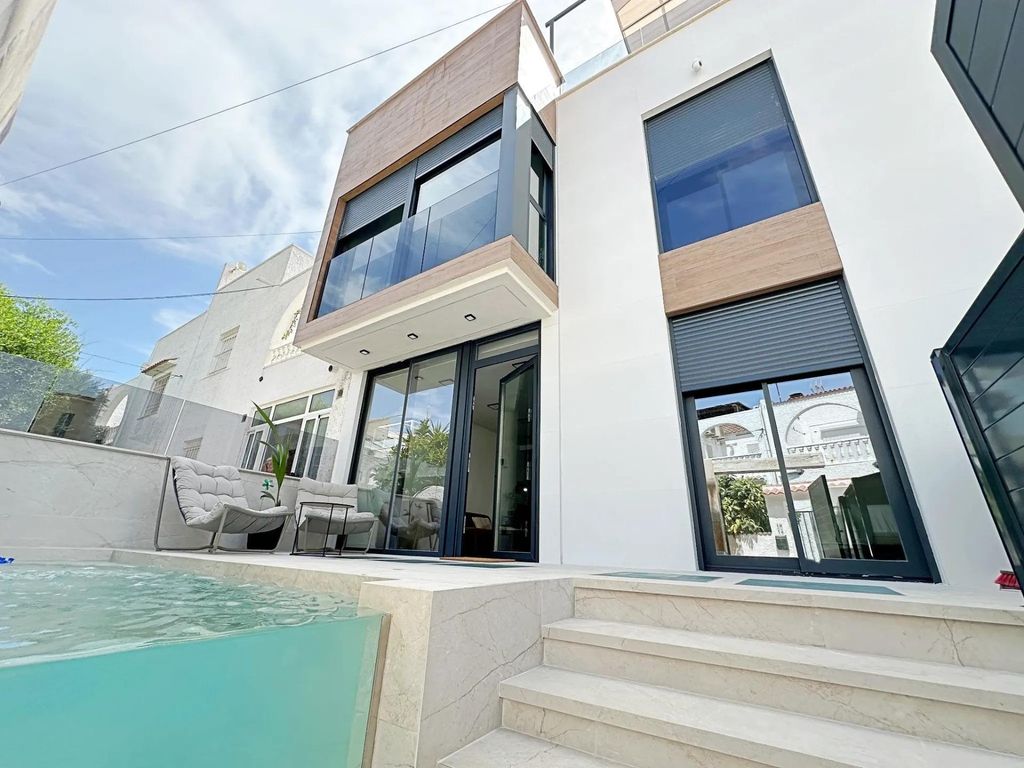 Property photo 1 of 37