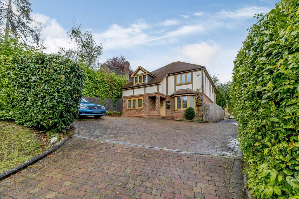 Property photo 1 of 21