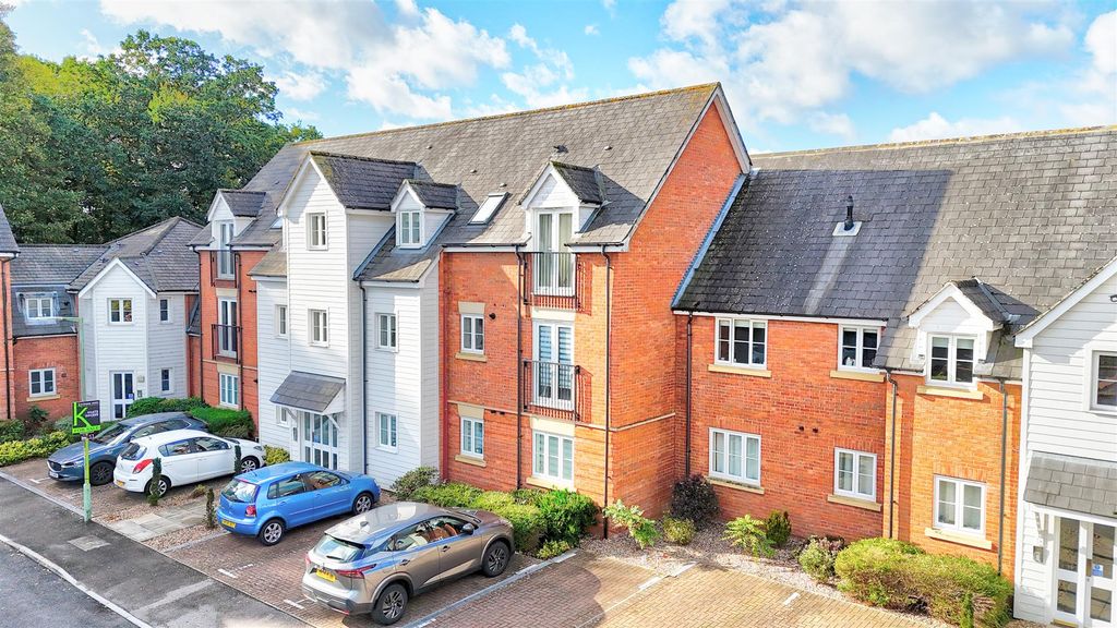 Property photo 1 of 11 Dji_20261022112631_0297_D_Interior 4.Jpg