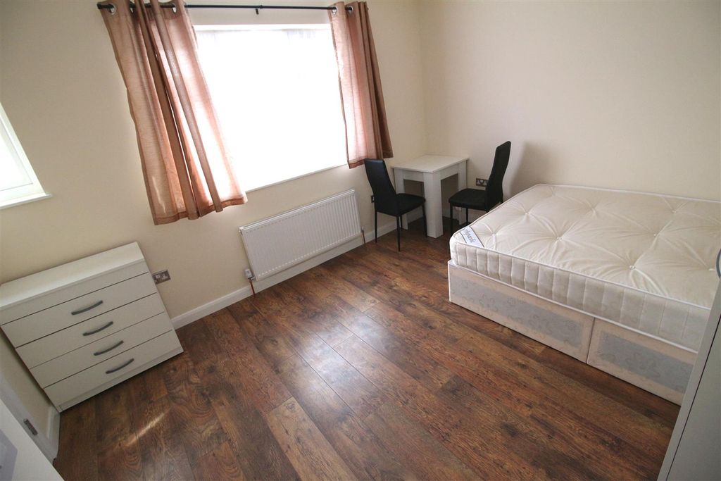 Property photo 2 of 10 Img_5489.Jpg