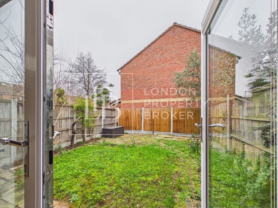Property photo 3 of 13 Jpg