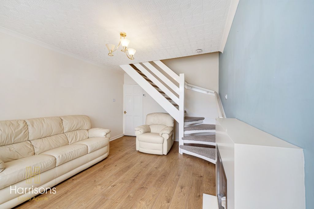 Property photo 3 of 24 5175846