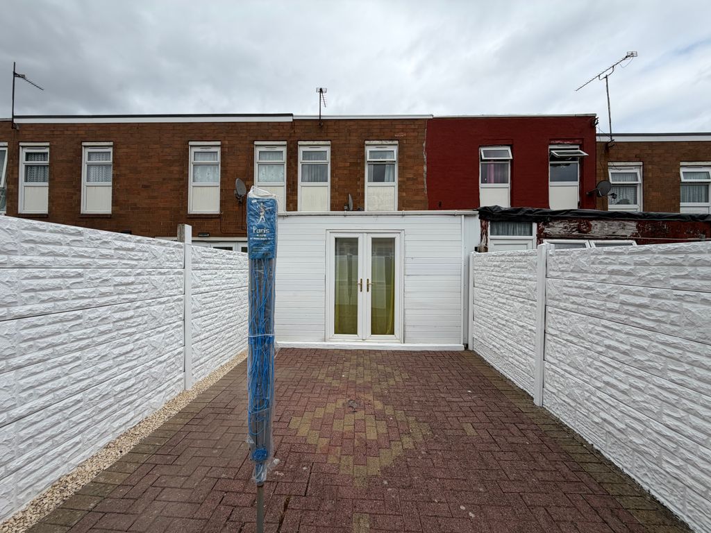 Property photo 1 of 13 Image