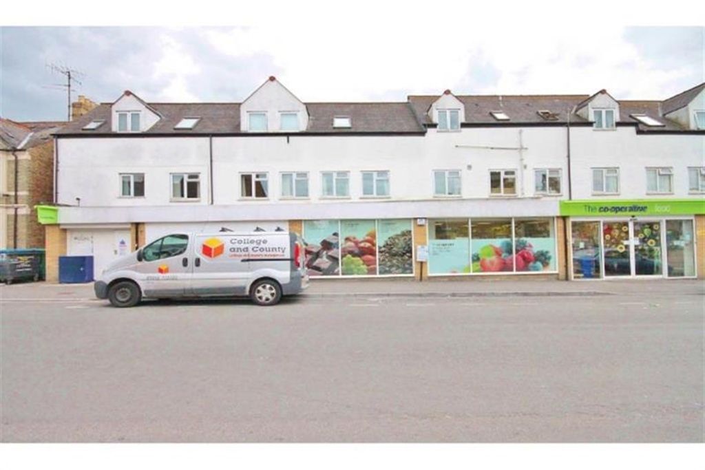 Property photo 1 of 7 (Main)