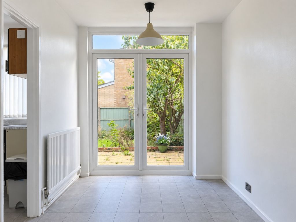 Property photo 3 of 9 5551372