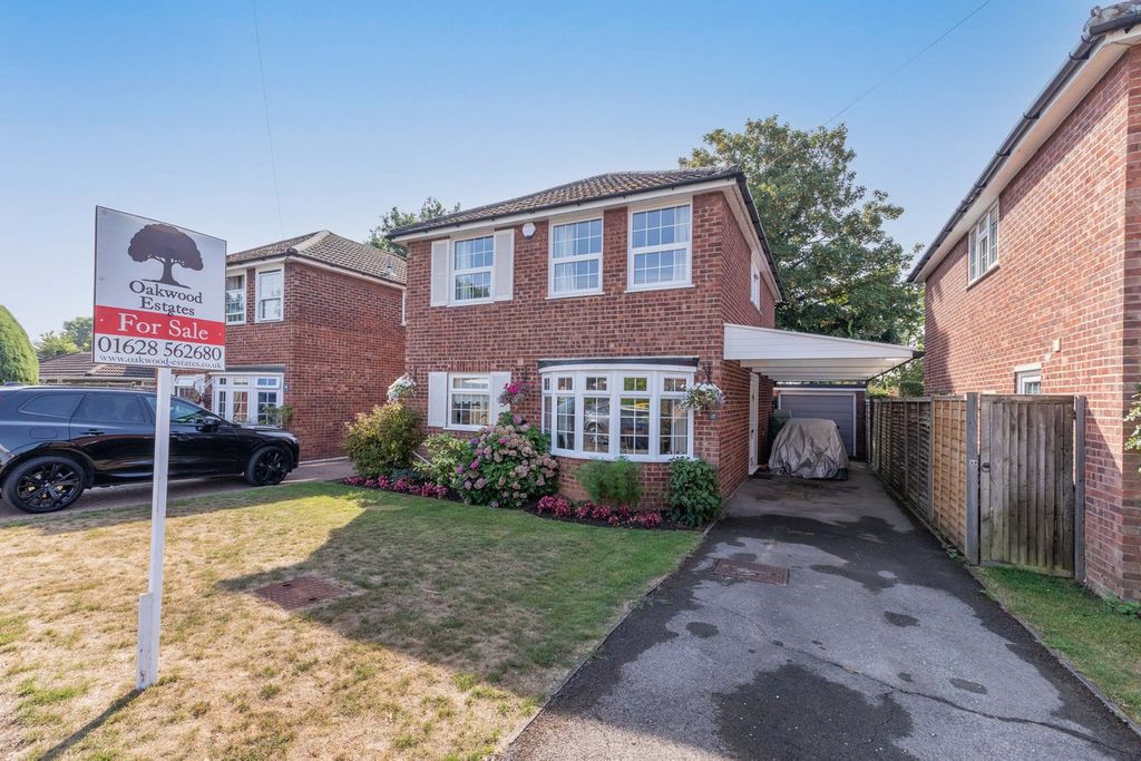 Property photo 1 of 13