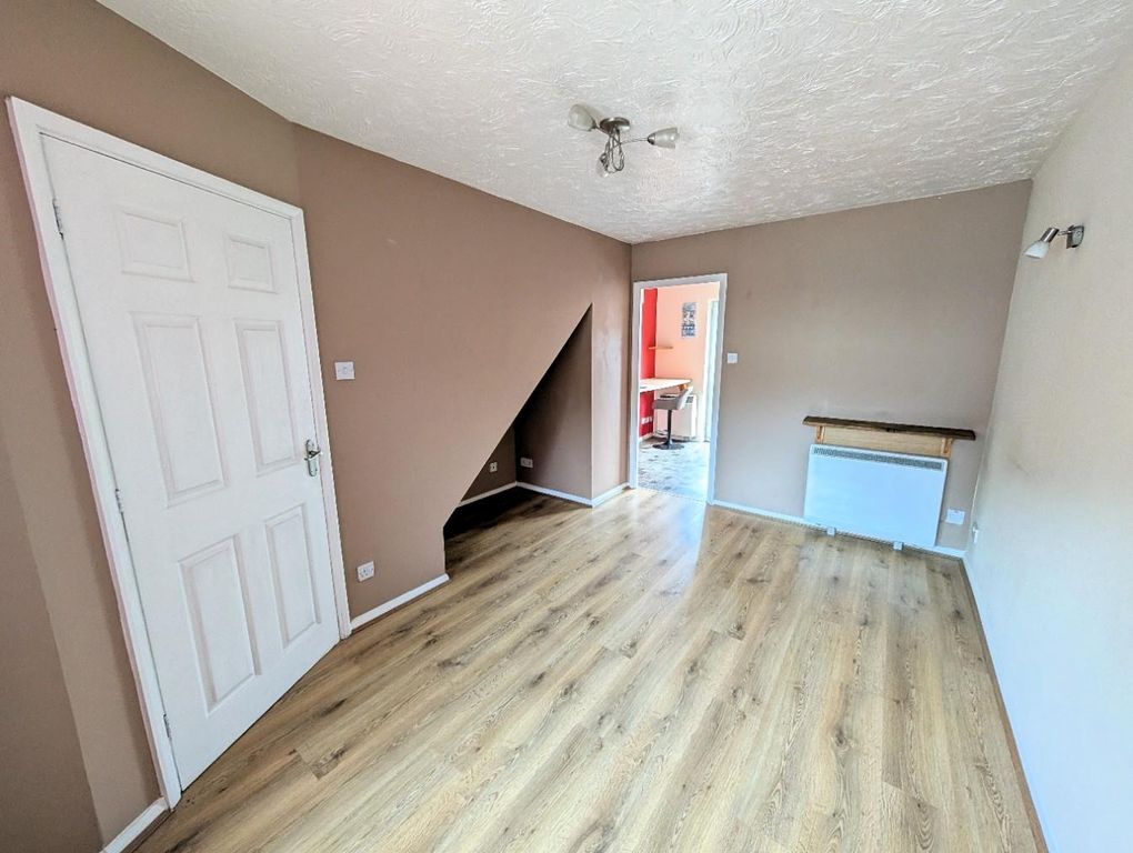 Property photo 2 of 10 Living Room A.Jpg