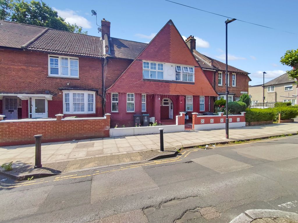 Property photo 1 of 13