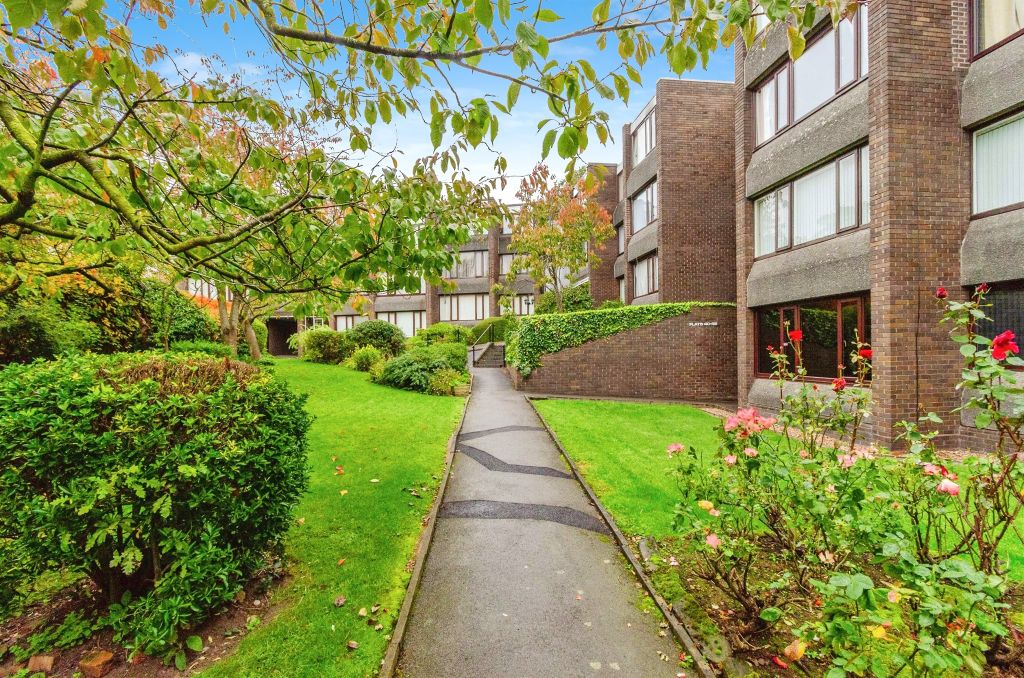 Property photo 1 of 14