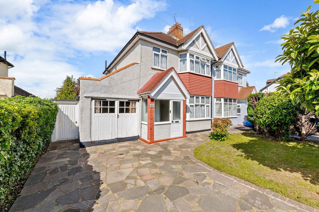 Property photo 1 of 18