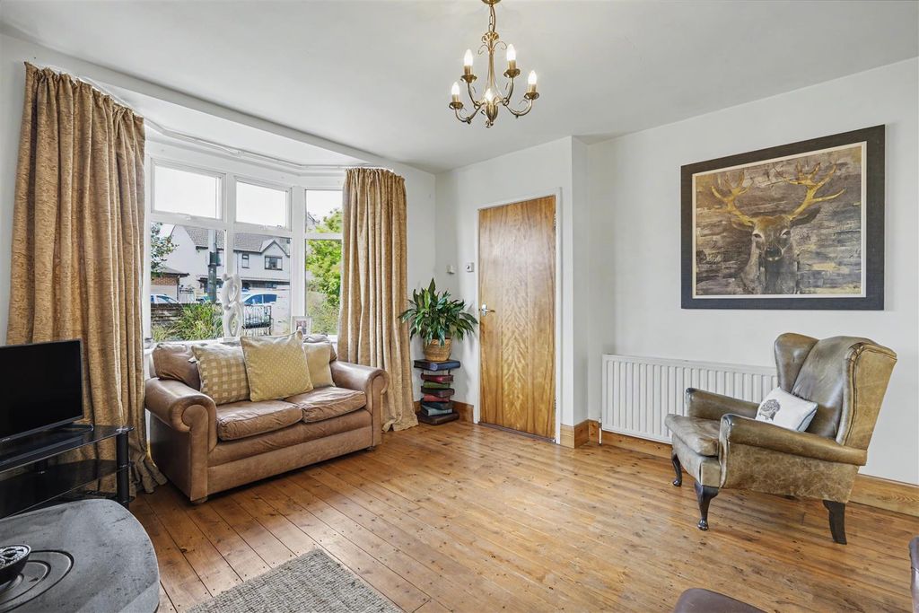 Property photo 3 of 27 Lounge 1_3.Jpeg