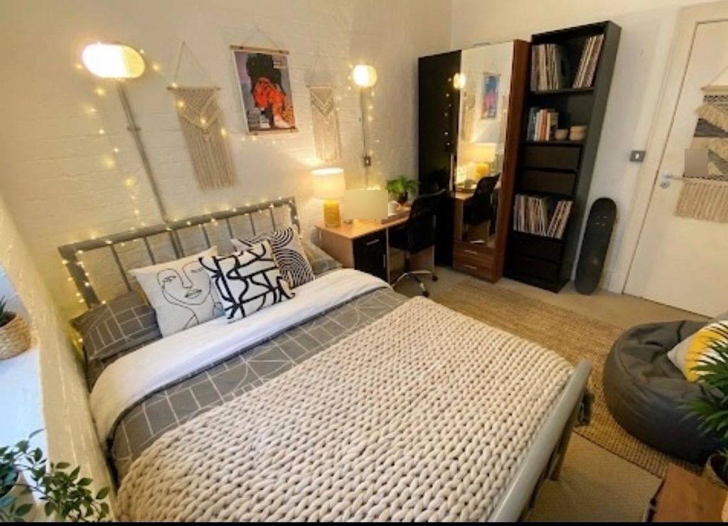 Property photo 2 of 8 Photo 1