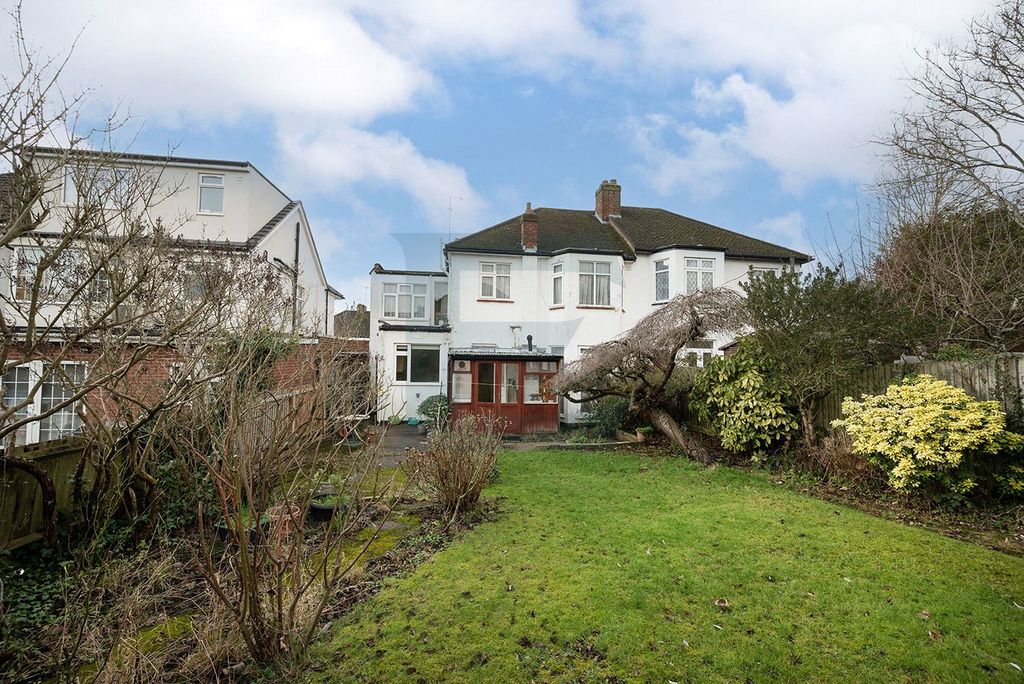 Property photo 3 of 19 Picture No. 20