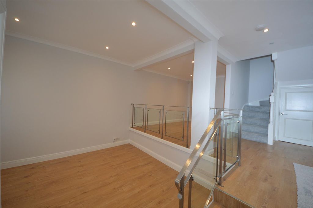 Property photo 3 of 13 Dsc_0166.Jpg