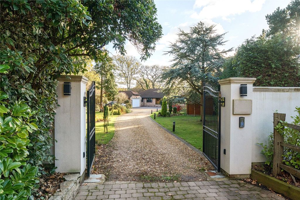 Property photo 3 of 24 Picture No. 03