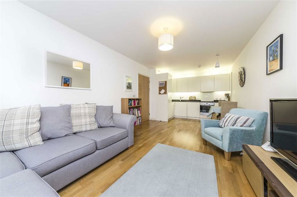 Property photo 2 of 7