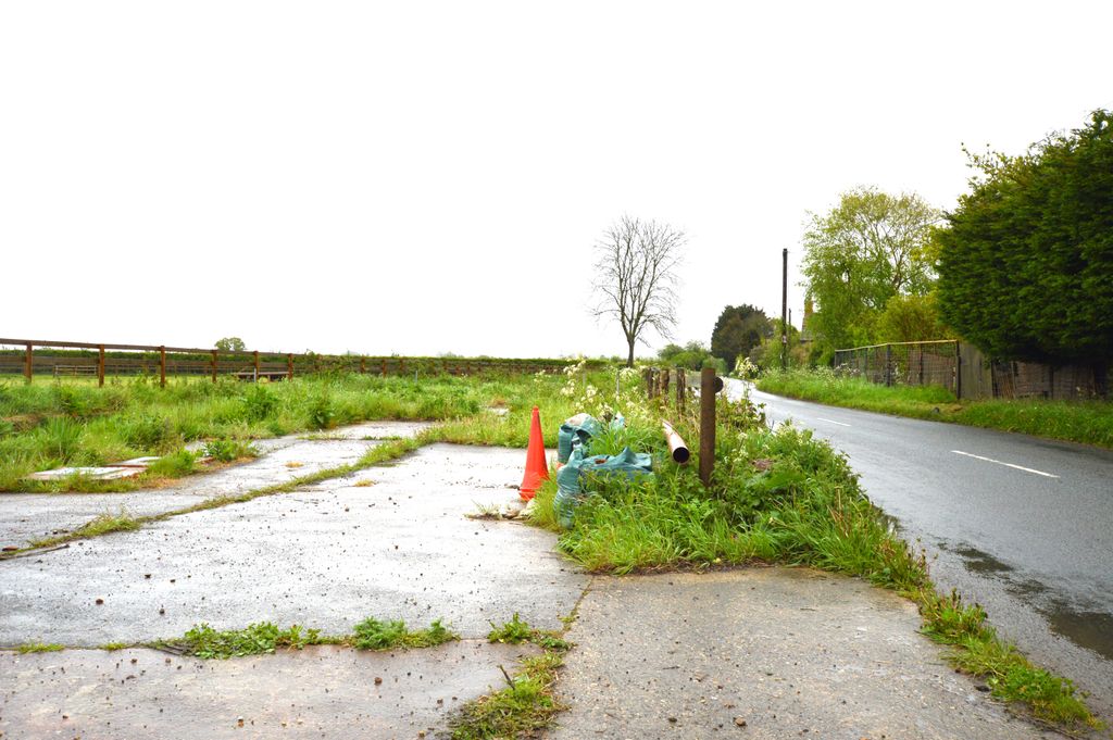Property photo 2 of 11 Land
