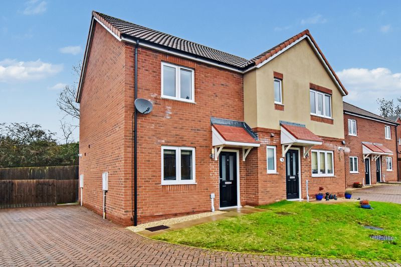 Property photo 1 of 15 Photo 12