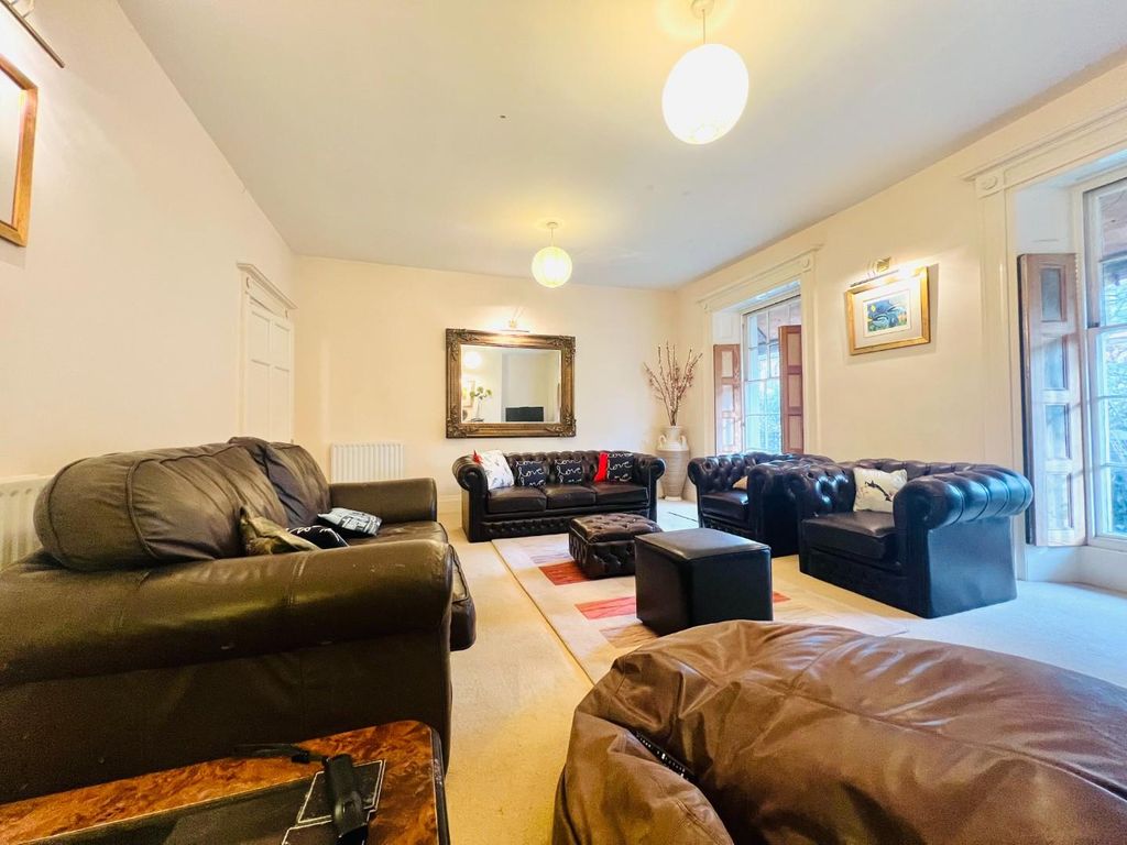 Property photo 3 of 9 Img_5518.Jpg