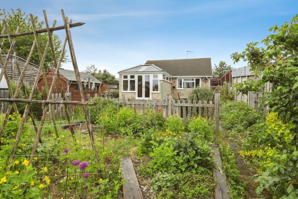 Property photo 3 of 18