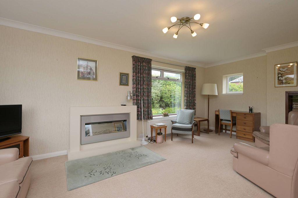 Property photo 2 of 29