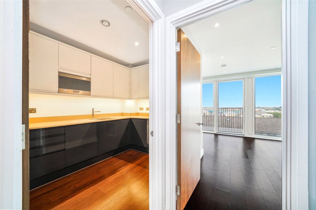 Property photo 2 of 9 Picture No. 01