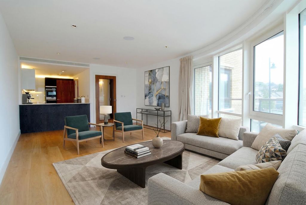 Property photo 2 of 5 Living Room