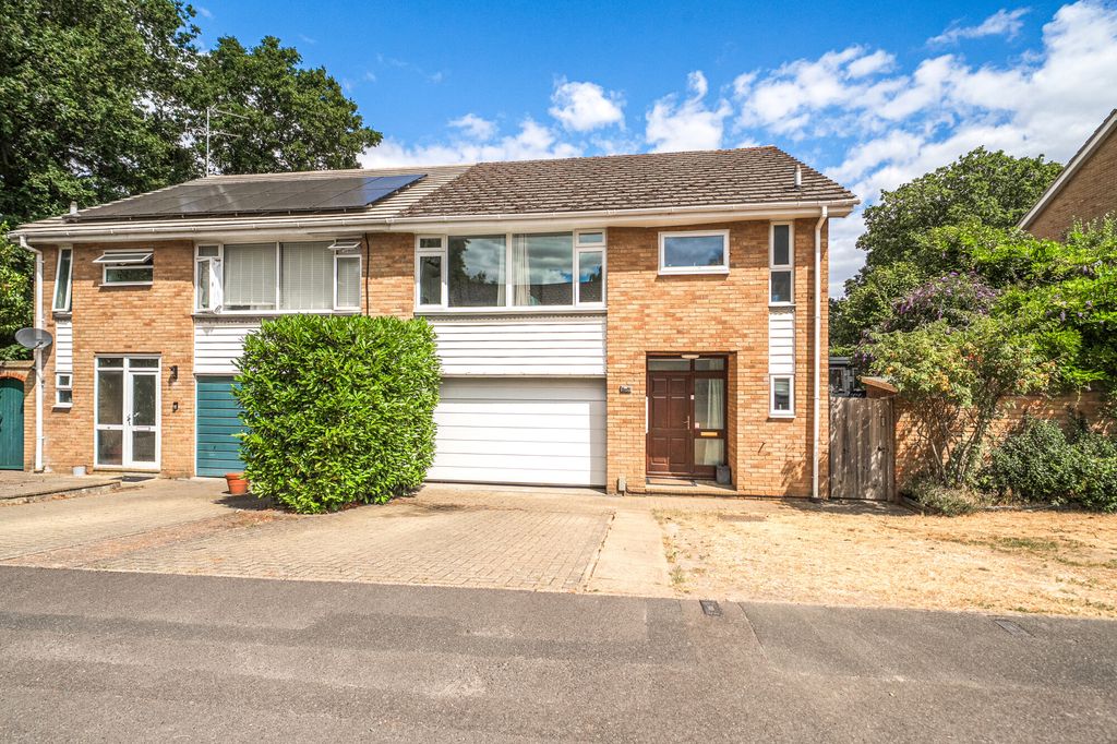 Property photo 1 of 11
