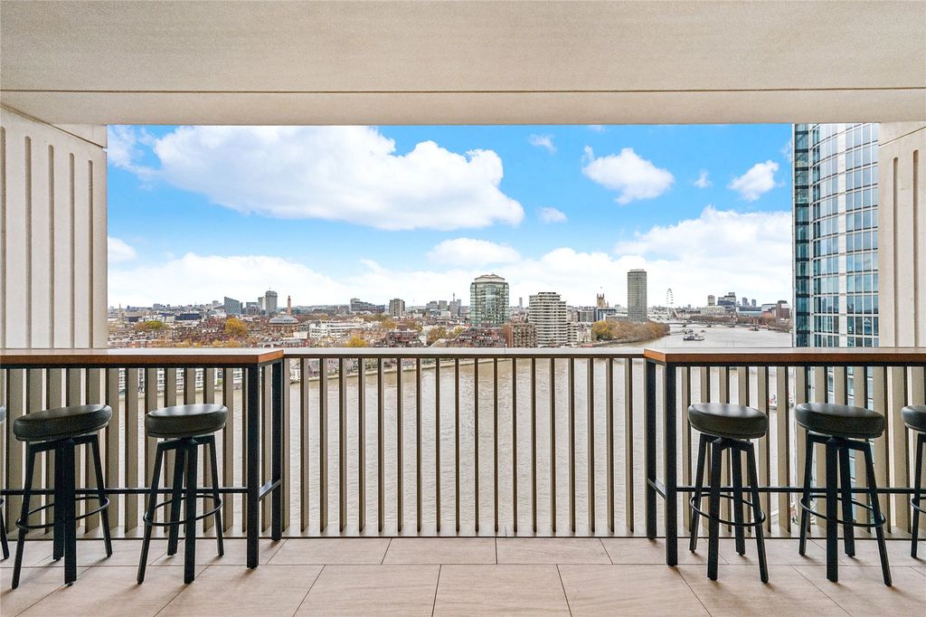 Property photo 2 of 37 Picture No. 11