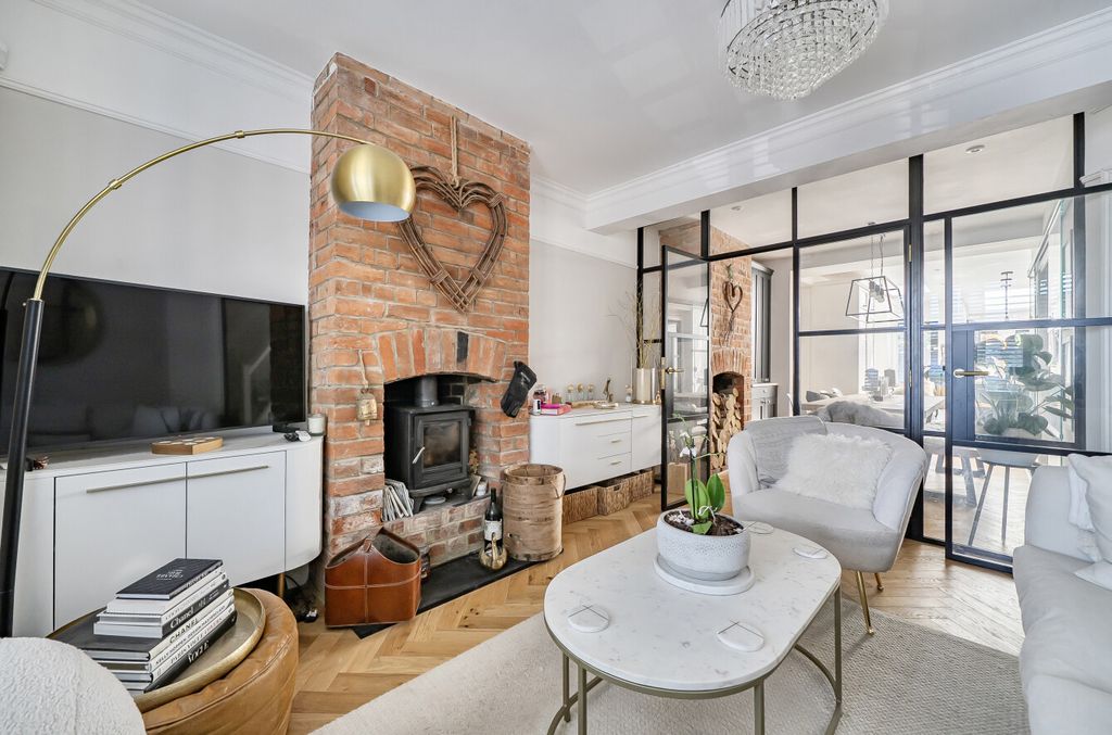 Property photo 3 of 22 1-6A7F66F0A4625-1...