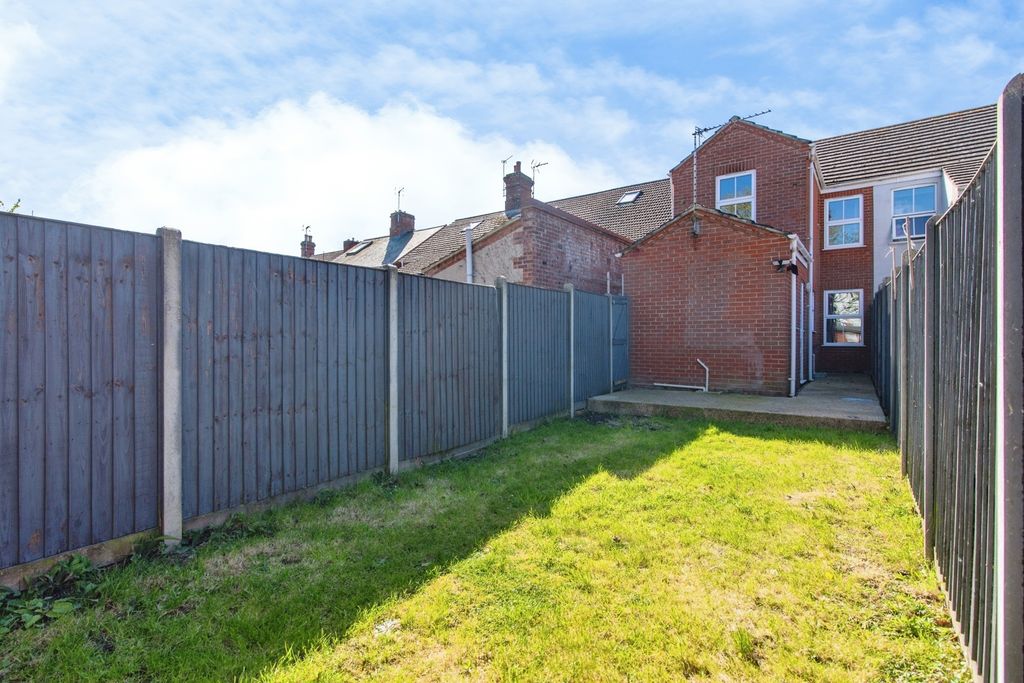 Property photo 2 of 19 Rear