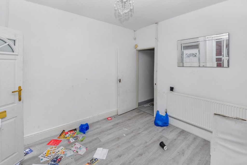 Property photo 3 of 20 5 Laurel Avenue, Runcorn Road, Birmingham B12 8rd