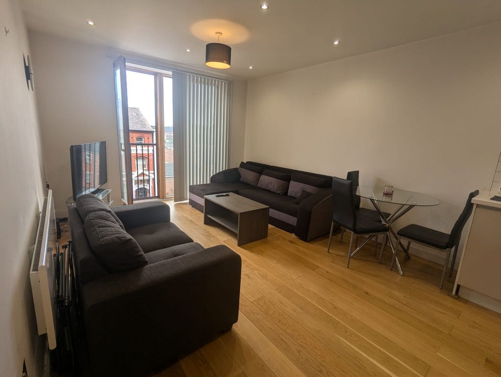 Property photo 2 of 8