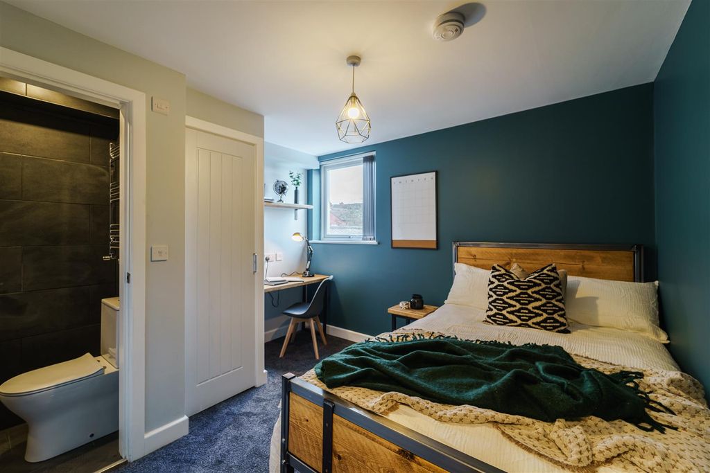 Property photo 1 of 11 024-A7R06021-Hdr.Jpg