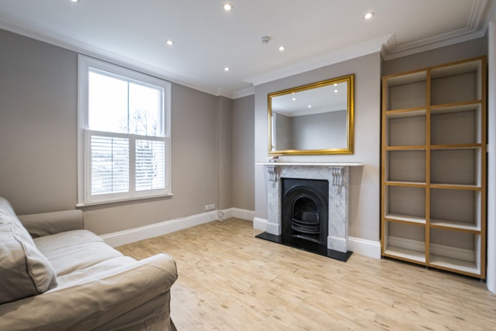 Property photo 1 of 9 Englefield Road
