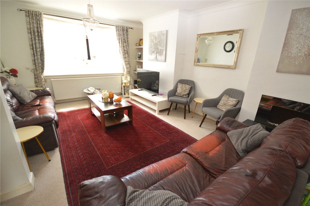 Property photo 3 of 12 Picture No. 04