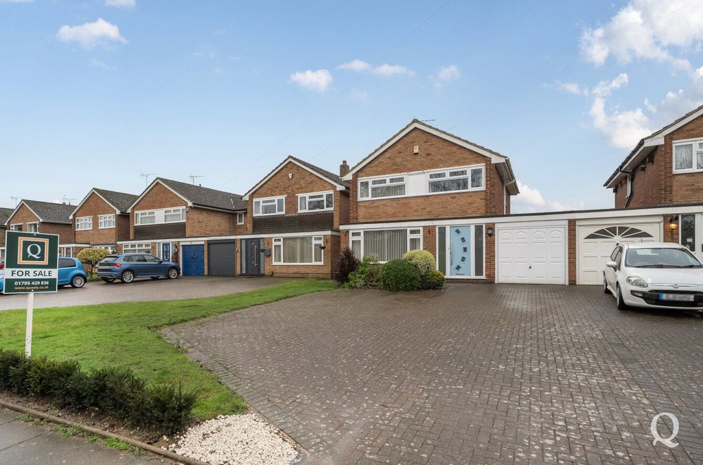 Property photo 1 of 25 79261802-9d4d-46d...