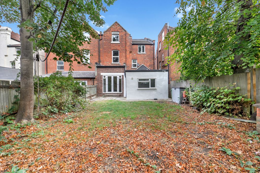 Property photo 1 of 27