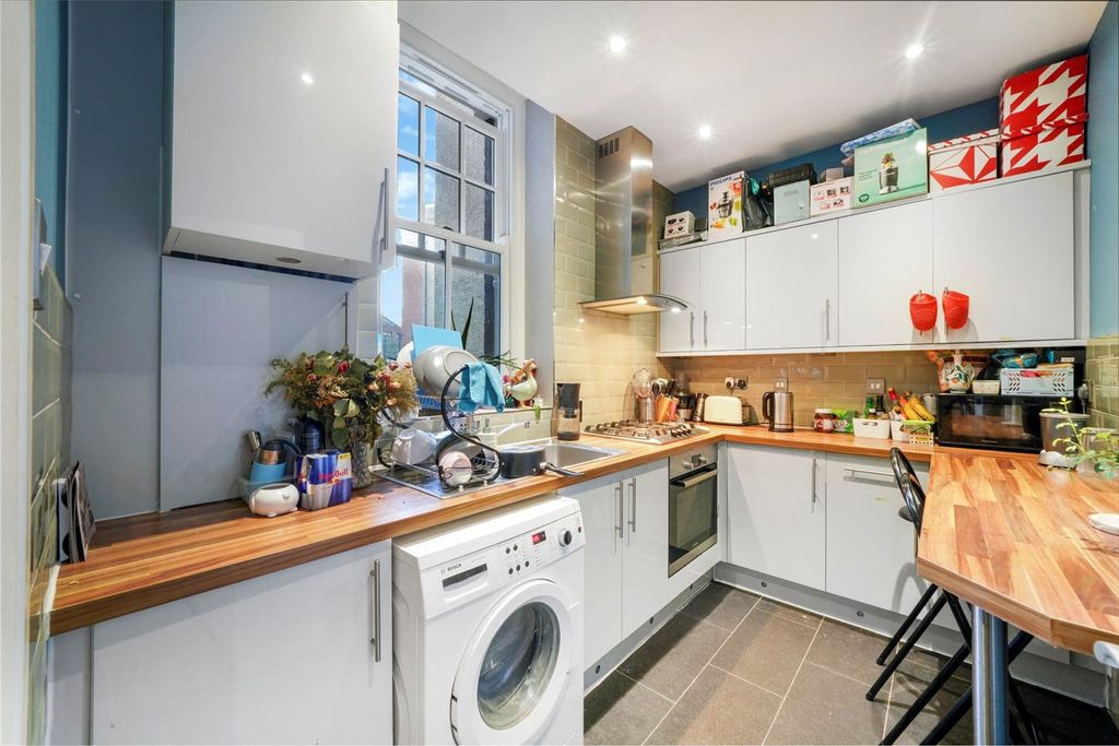 Property photo 2 of 13 Picture No. 03