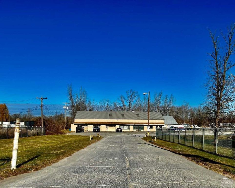 Property photo 2 of 17 <Alttext/>